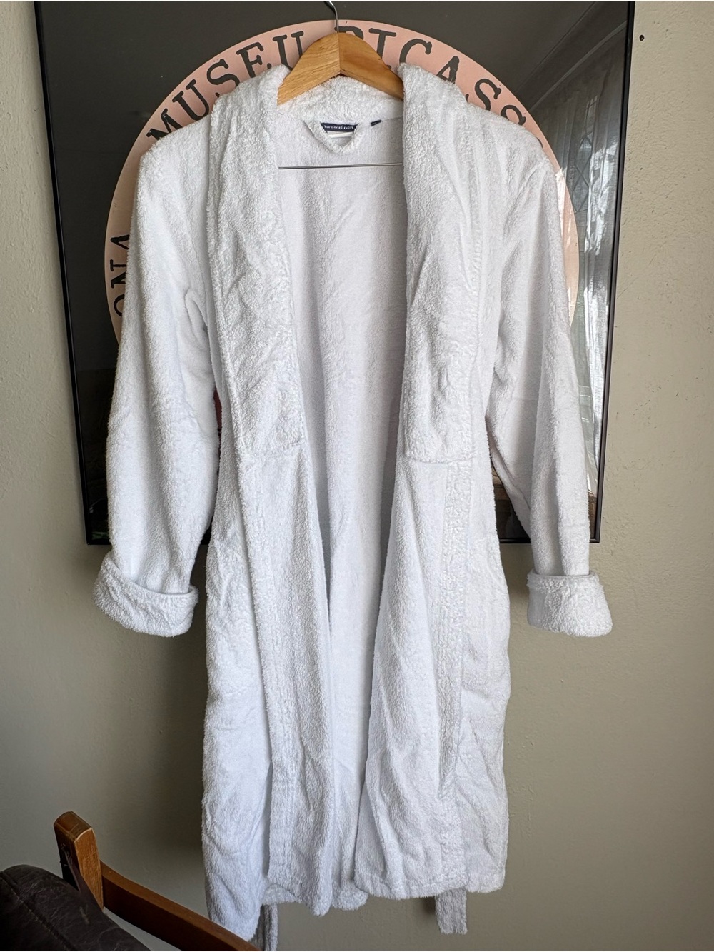 Brooklinen White Robe - Picture 5 of 10